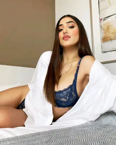 mature call girls in gurugram